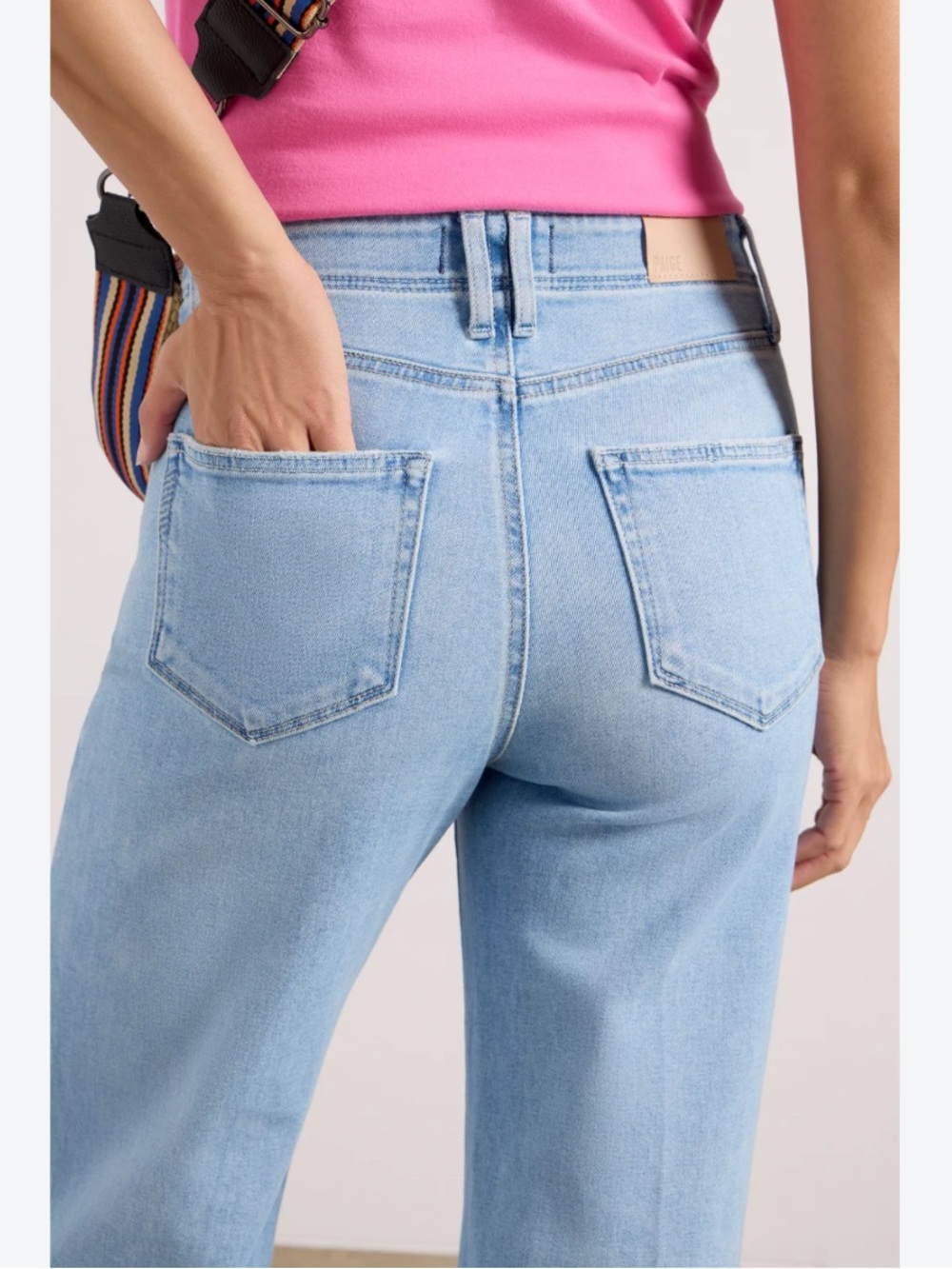 Paige Jeans Anessa 31” Full-Length Inset Pockets in Luminaries - Picture 4 of 13